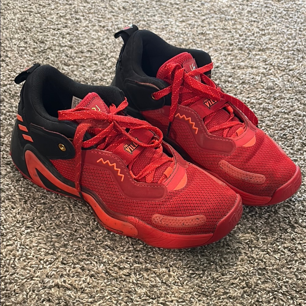 Adidas D.O.N. Issue #3 Men’s 7.5 RedLouisville Cardinals